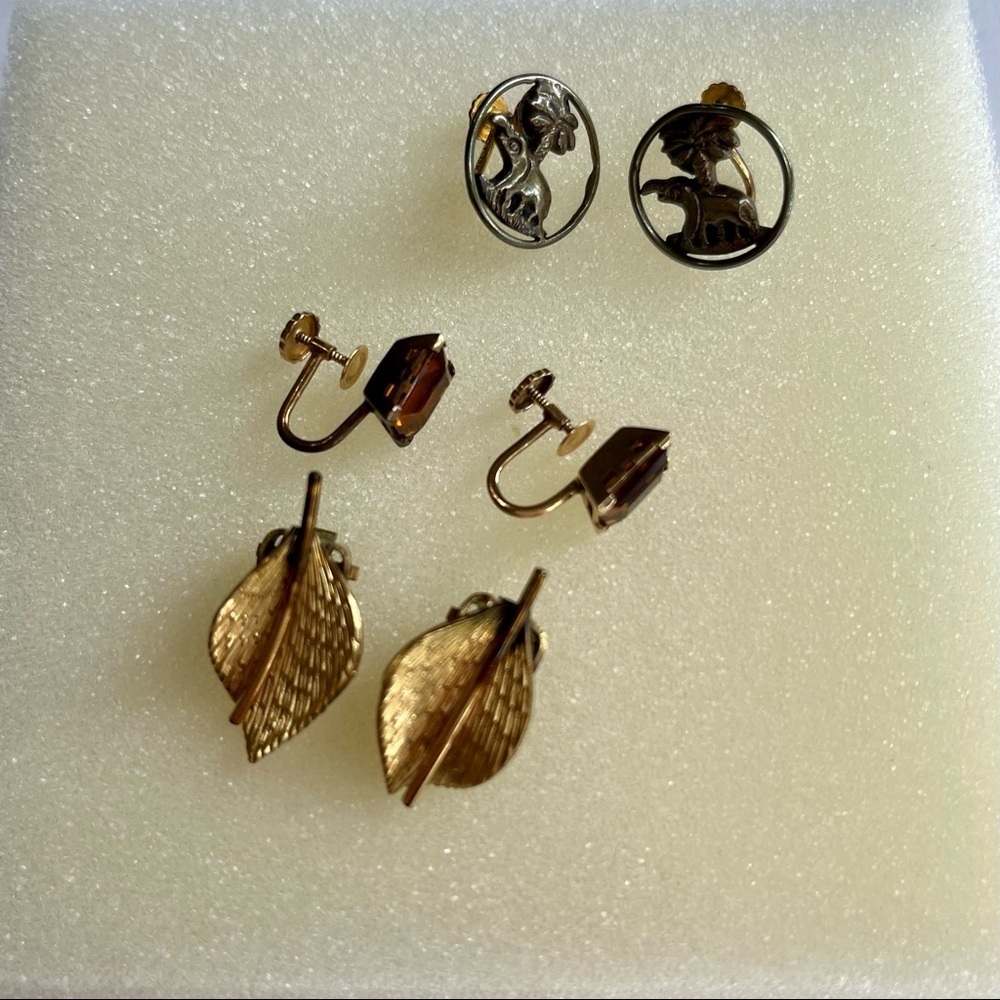 Bundle Vintage Screw Back Earring Clip On Gold Leaf Elephant